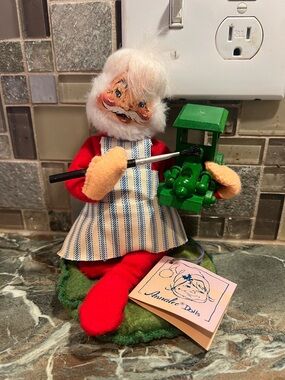 Annalee vintage workshop doll